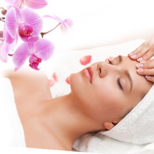 LAVISH NAILS LOUNGE - Spa facial